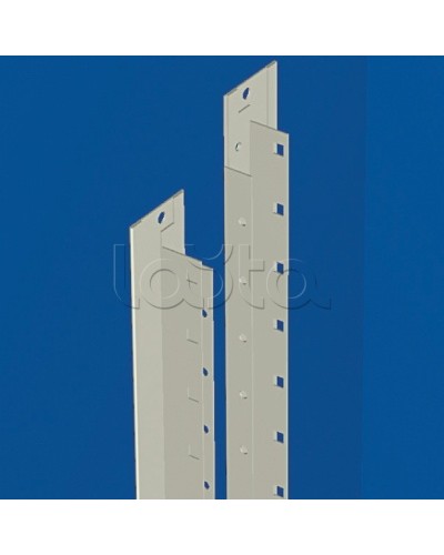 Стойки вертикальные, для установки панелей, для шкафов В=1800мм, 1 упаковка - 2шт. DKC R5TE18 в Прокопьевске Аксессуары для стоек и шкафов Pintop.ru