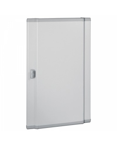 Дверь изогнутая металлическая Legrand 020554 в Прокопьевске Аксессуары для стоек и шкафов Pintop.ru