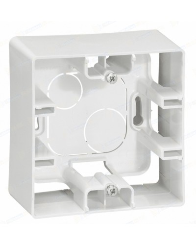 Коробка для накладного монтажа 1 пост (белая) Legrand 672510 в Прокопьевске Аксессуары для кабель-канала Pintop.ru