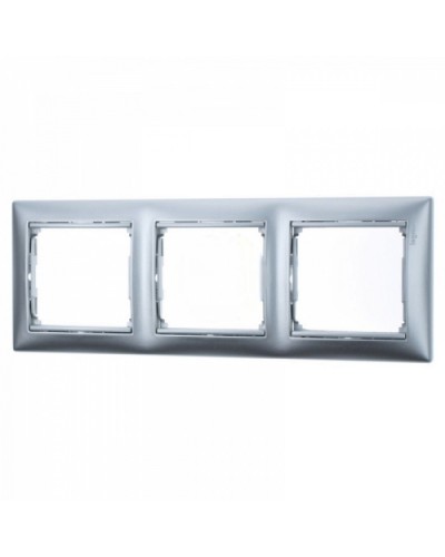 Рамка 3п Valena Legrand 770153 в Прокопьевске Аксессуары для кабель-канала Pintop.ru
